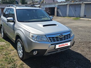 2011 Subaru Forester III Рестайлинг, серебристый, 2000000 рублей, вид 5