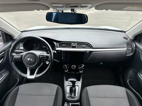 2017 Kia Rio X-Line IV, белый, 1000000 рублей - вид 13