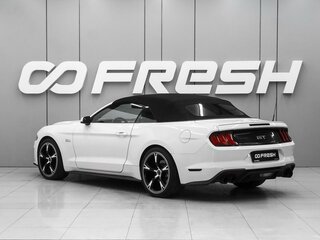 2019 Ford Mustang VI Рестайлинг, белый, 3439000 рублей, вид 2