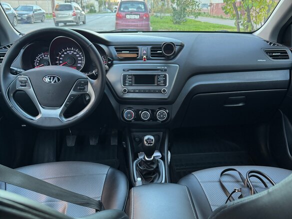 2016 Kia Rio III Рестайлинг, голубой, 925000 рублей - вид 7