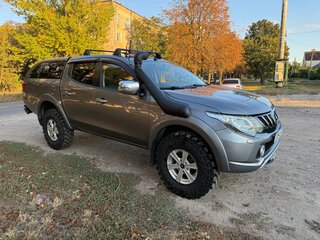 2017 Mitsubishi L200 V, серый, 2120000 рублей, вид 1
