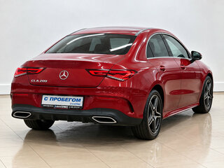 2020 Mercedes-Benz CLA 200 II (C118, X118), красный, 3470000 рублей, вид 4