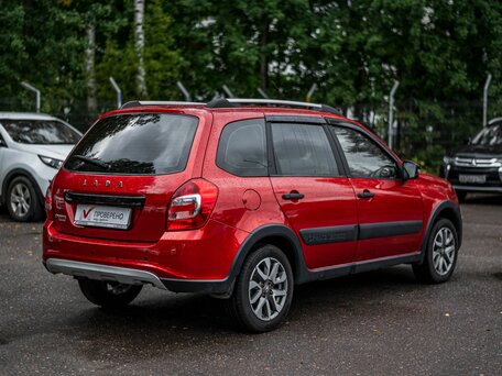 2022 Lada (ВАЗ) Granta Cross I Рестайлинг, красный, 750000 рублей, вид 2