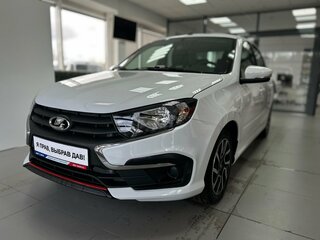 2026 Lada (ВАЗ) Granta Sportline I Рестайлинг, белый, 1369000 рублей, вид 1