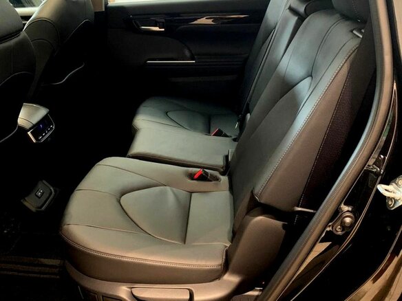2026 Toyota Highlander IV (XU70), чёрный, 5750000 рублей - вид 16
