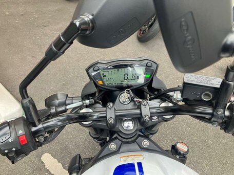 2016 Suzuki SV 650, белый, 599000 рублей, вид 5