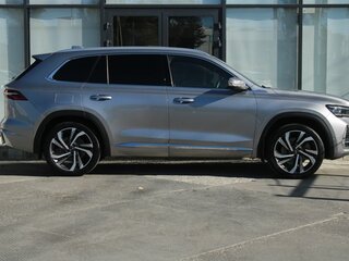 2024 Geely Monjaro I, серебристый, 3350000 рублей, вид 4