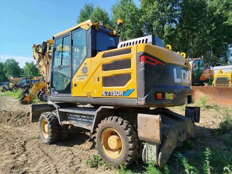 2023 LGCE E7150H, жёлтый, 7191000 рублей, вид 3