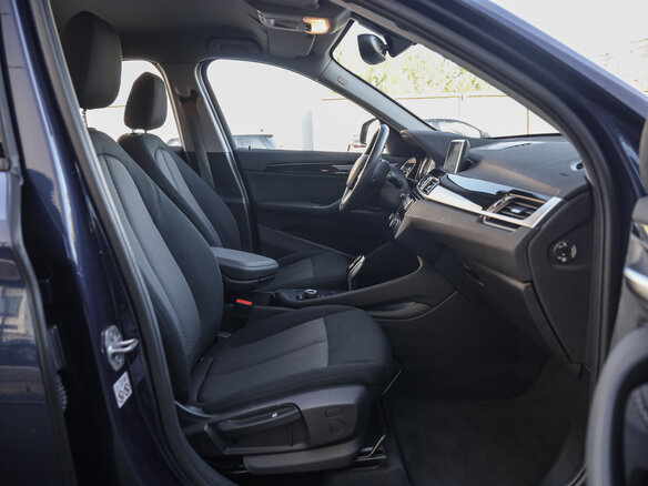 2019 BMW X1 18i sDrive II (F48), синий - вид 20