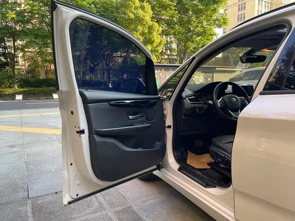 2018 BMW 2 серии Gran Tourer Gran Tourer 218i F46, белый, 1033000 рублей - вид 7