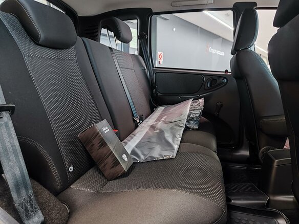 2026 Lada (ВАЗ) Niva Travel I Рестайлинг, чёрный, 1814000 рублей - вид 8