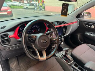 2021 Kia Rio X IV Рестайлинг, белый, 1750000 рублей, вид 4