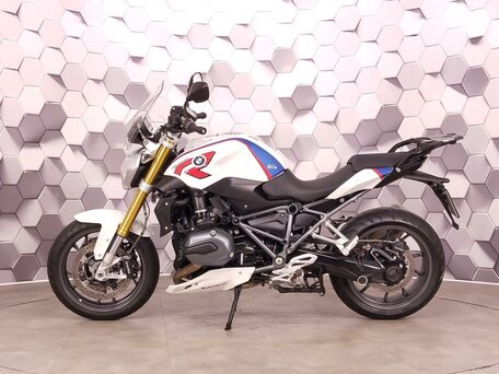 2016 BMW R 1200 R, белый, 979000 рублей, вид 4