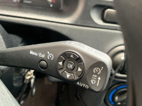 2025 Lada (ВАЗ) Niva Travel I Рестайлинг, белый, 1425000 рублей - вид 7