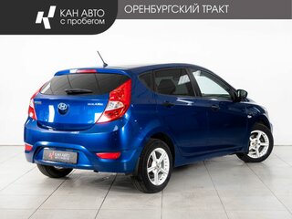 2013 Hyundai Solaris I, синий, 659000 рублей, вид 3