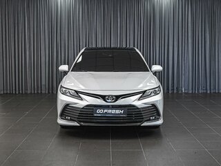 2022 Toyota Camry VIII (XV70) Рестайлинг, белый, 3105000 рублей, вид 3