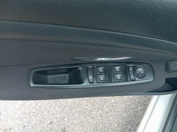 2013 Renault Fluence I, серый, 850000 рублей - вид 16