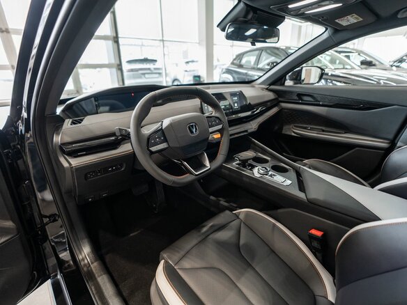 2024 Changan UNI-V I, чёрный, 2600000 рублей - вид 11