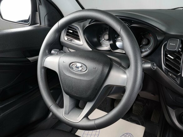 2017 Lada (ВАЗ) Vesta I, зелёный, 949000 рублей - вид 10
