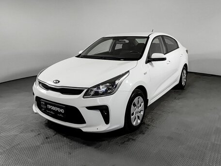 2017 Kia Rio IV, белый, 1060000 рублей, вид 1