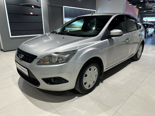 2009 Ford Focus II Рестайлинг, серебристый, 468000 рублей, вид 1
