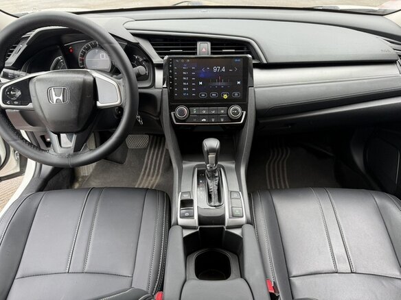 2018 Honda Civic X, белый, 1090000 рублей - вид 4