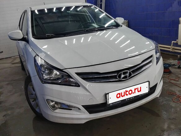 2016 Hyundai Solaris I Рестайлинг, белый, 700000 рублей - вид 1