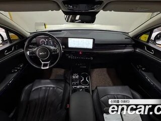 2023 Kia K5 LPi III Рестайлинг, белый, 3050000 рублей, вид 5