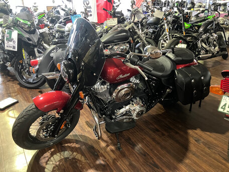 2023 Indian Chief, красный, 1960000 рублей, вид 2