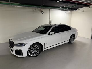 2021 BMW 7 серии 730d VI (G11/G12) Рестайлинг, белый, 6490000 рублей, вид 3