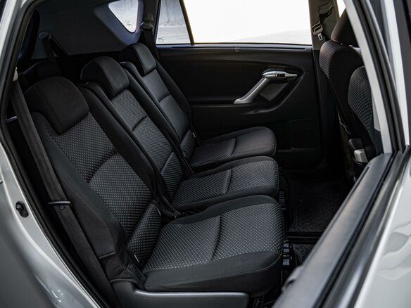 2011 Toyota Verso I, серебристый - вид 6