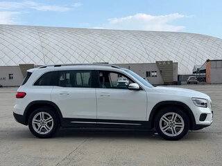 2022 Mercedes-Benz GLB 180 I (X247), белый, 2589004 рублей, вид 4
