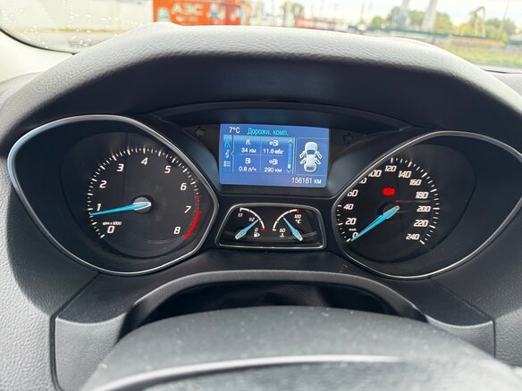 2011 Ford Focus III, пурпурный, 889000 рублей - вид 9