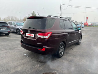 2014 SsangYong Stavic, красный, 1249000 рублей, вид 5