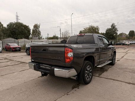 2020 Toyota Tundra Double Cab II Рестайлинг, серый, 5799000 рублей, вид 5