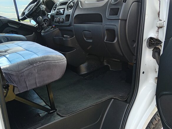 2013 Renault Master, белый, 2600000 рублей - вид 22
