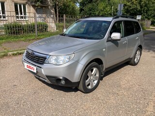 2010 Subaru Forester III Рестайлинг, серебристый, 1050000 рублей, вид 1