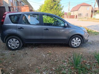 2012 Nissan Note I Рестайлинг, серый, 950000 рублей, вид 2