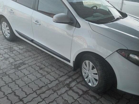 2012 Renault Fluence I, белый, 600000 рублей - вид 4