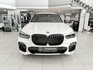 2018 BMW X5 30d IV (G05/G18), белый, 7300000 рублей, вид 2