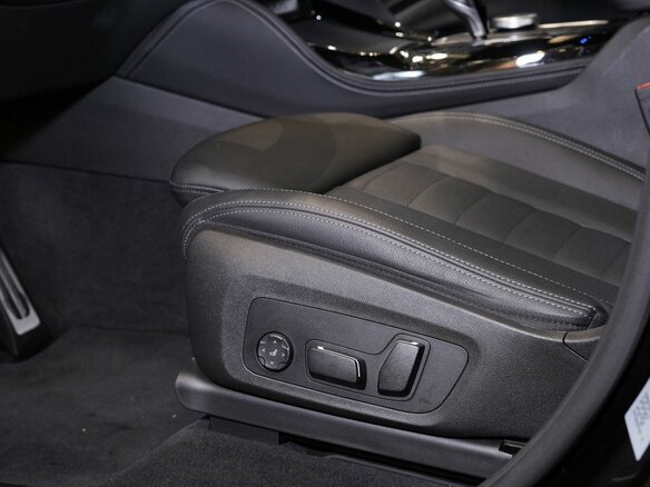 2024 BMW X4 20i II (G02) Рестайлинг, чёрный, 7220000 рублей - вид 10