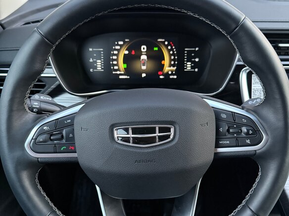 2024 Geely Atlas Pro, чёрный, 2200000 рублей - вид 9