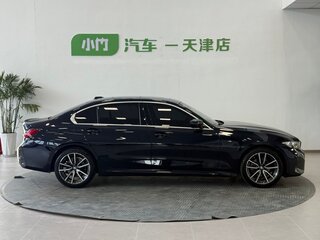 2023 BMW 3 серии 320i VII (G2x) Рестайлинг, чёрный, 3388355 рублей, вид 3