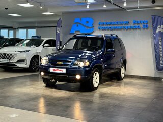 2017 Chevrolet Niva I Рестайлинг, синий, 789000 рублей, вид 2