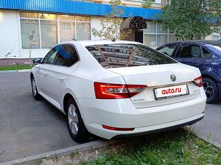 2019 Skoda Superb III, белый, 1699000 рублей, вид 5