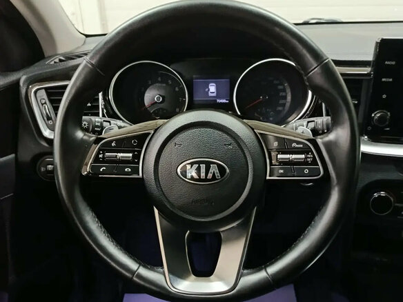 2021 Kia Ceed III, чёрный, 1960000 рублей - вид 10