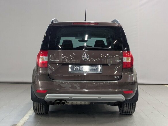 2016 Skoda Yeti I Рестайлинг, коричневый, 1685000 рублей - вид 25