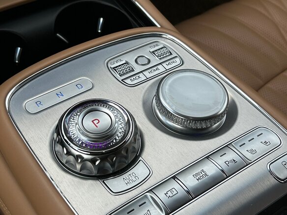 2021 Genesis G90 II, чёрный, 5800000 рублей - вид 26
