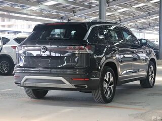 2023 Volkswagen Tayron I Рестайлинг, чёрный, 2348000 рублей, вид 4