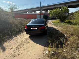 2013 BMW 5 серии 520i VI (F10/F11/F07), чёрный, 1799999 рублей, вид 4
